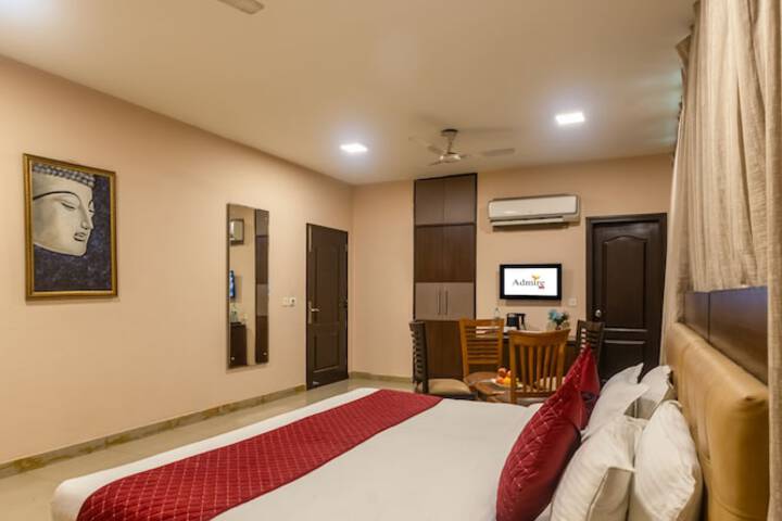 Room 7 of 37