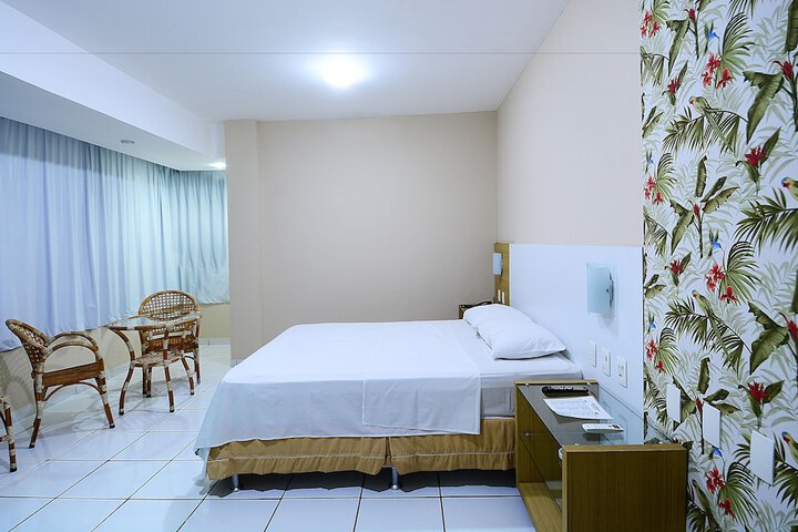 Room 6 of 31