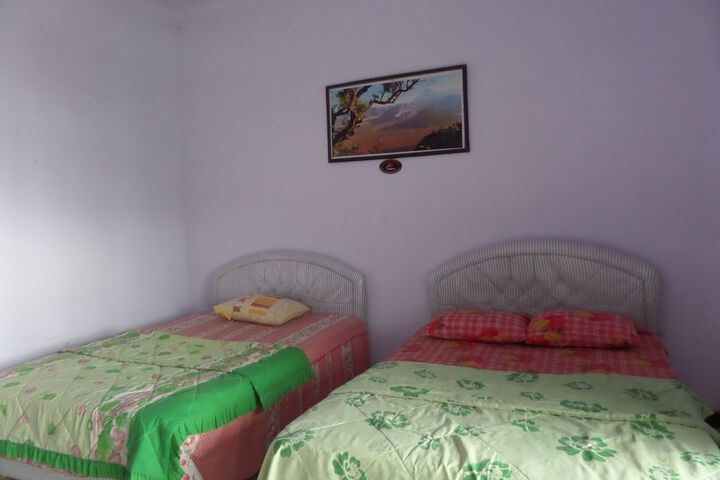 Room 5 of 48