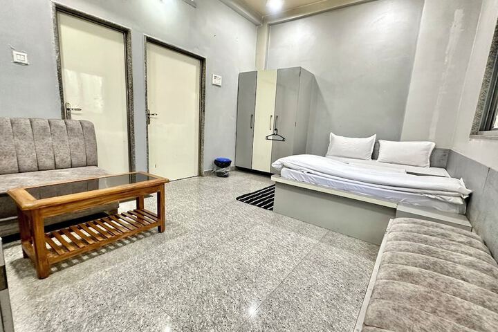 Room 28 of 59