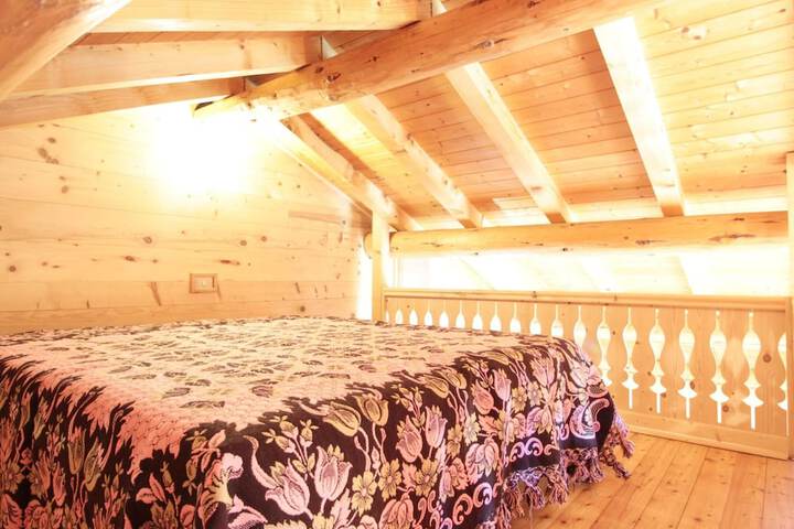 Room 4 of 54