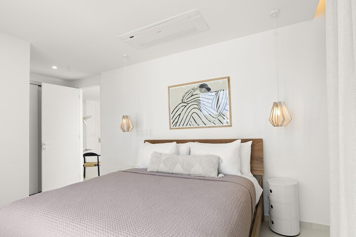 Room 107 of 1000