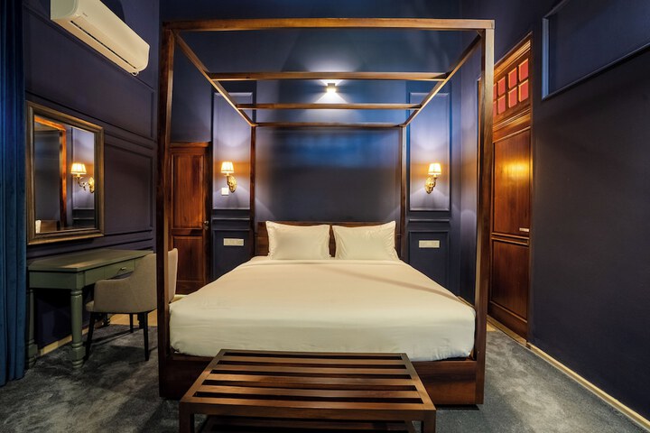 Room 3 of 36