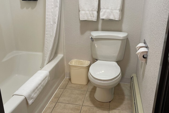 Clean Restrooms
