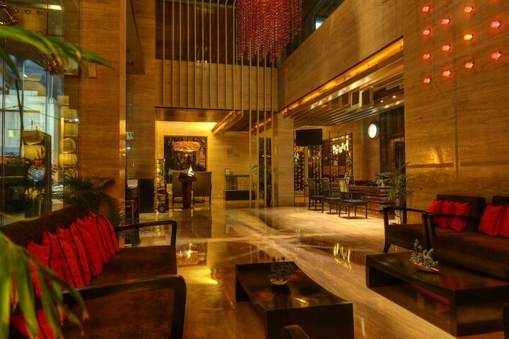 Guest Lobby