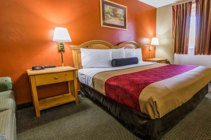 2 Double Beds (7 of 10)