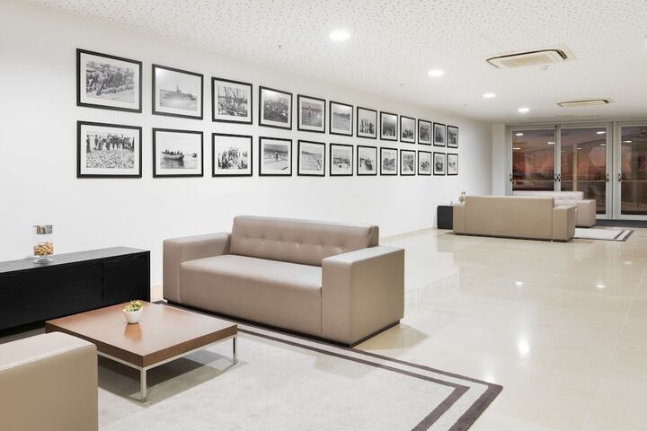 Hotel Interior 6 of 78