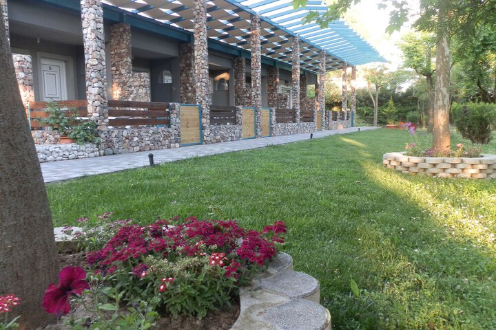 Hotel Exterior 43 of 43