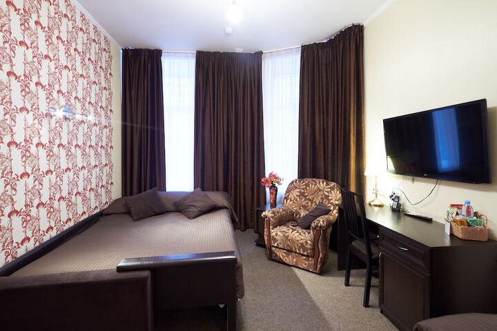 Room 19 of 47