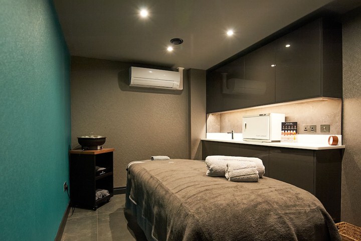 Room 34 of 43