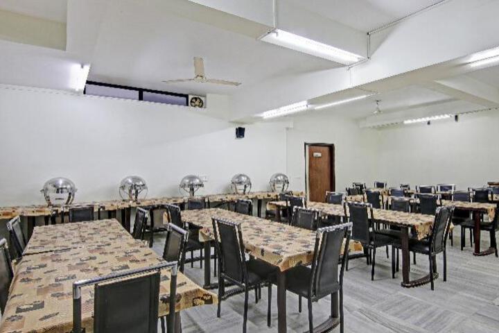 Ballroom/Hall 36 of 73
