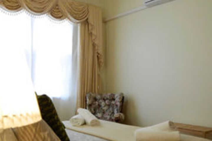 Room 4 of 24