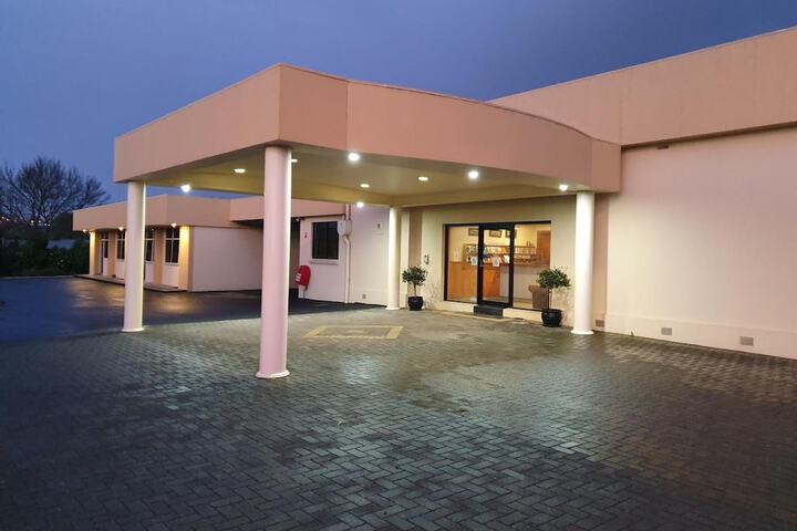 Hotel 50 of 56