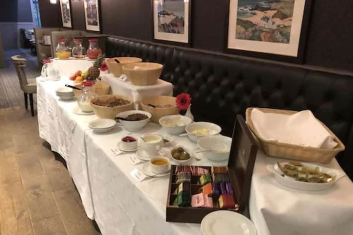 Breakfast buffet