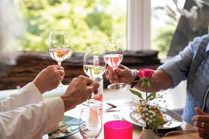 Dining 78 of 105