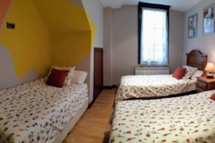 Room 20 of 37