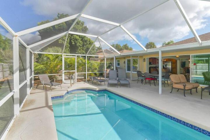 Heated Pool Home - Perfect Location - Walk to Beach Restaurants and More!