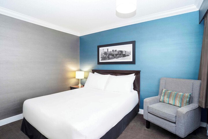 Room 10 of 57