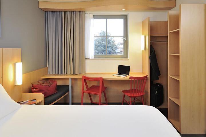 Room 19 of 72