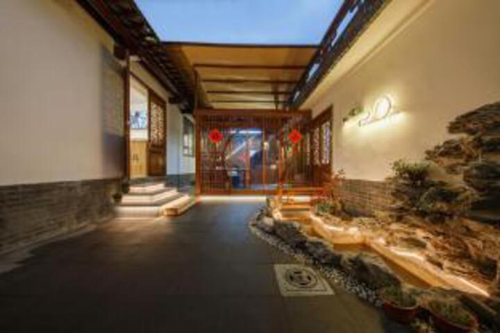 Yishe Inn (Yangzhou Slender West Lake Branch)