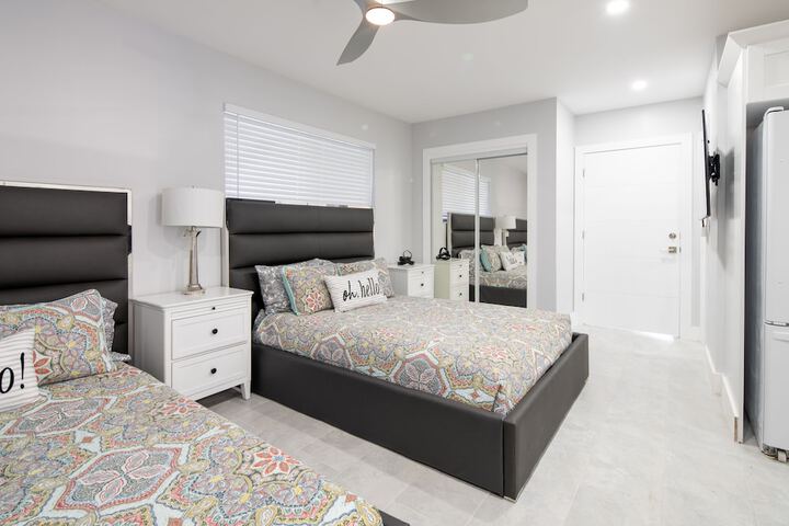 Room 25 of 129