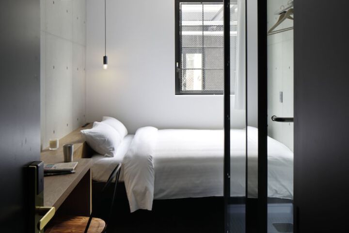 Room 4 of 46