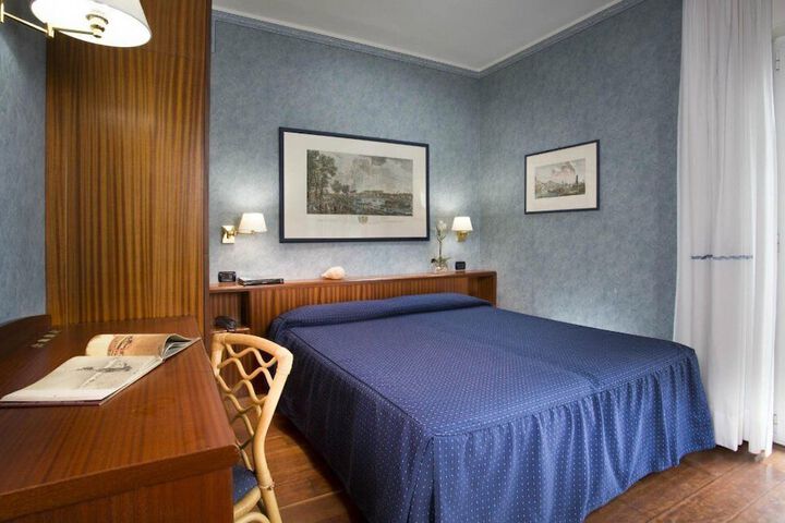 Room 21 of 55