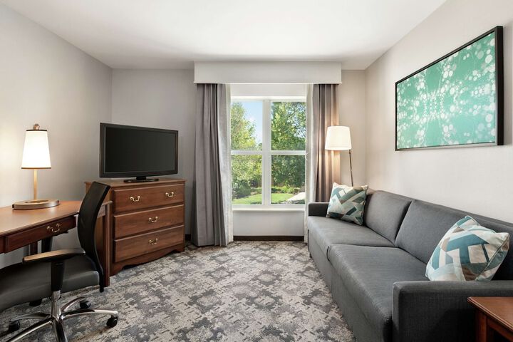 1 King 2 Queen Beds 2 Bedroom 2 Bath Suite (25 of 28)