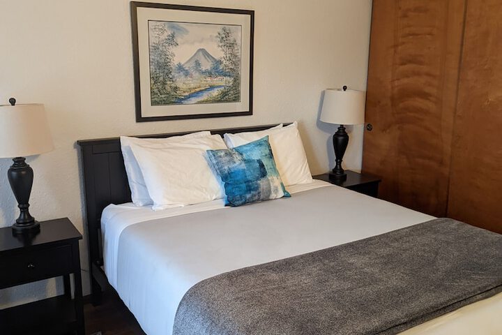 Room 8 of 43