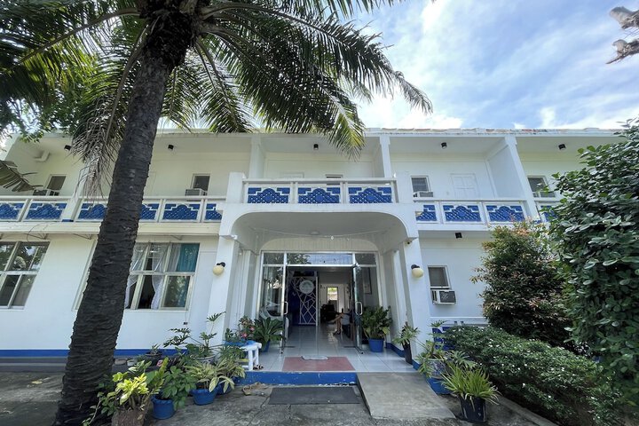 Casa De Praxides Tourist Inn