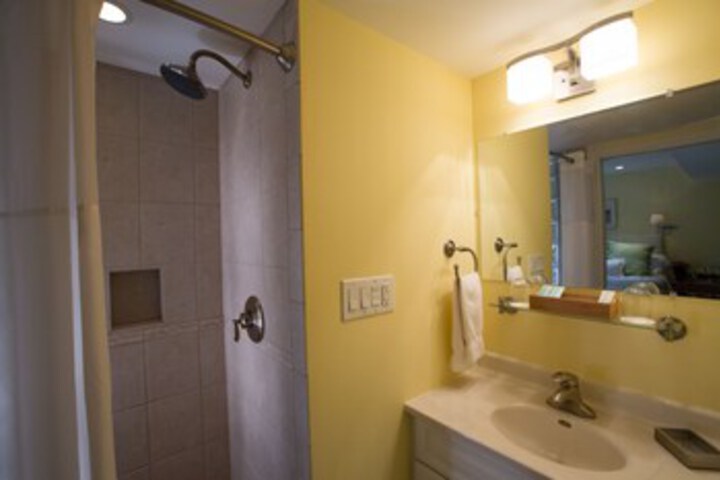 Room 49 of 111