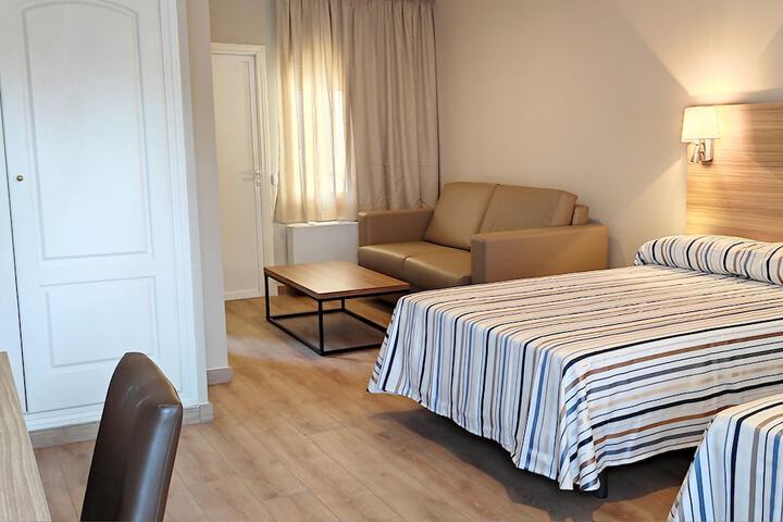 Room 5 of 39