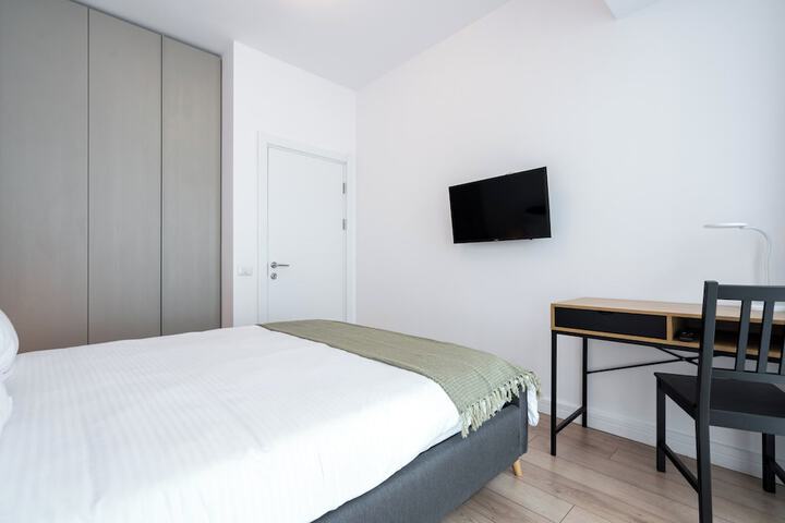 Room 91 of 355