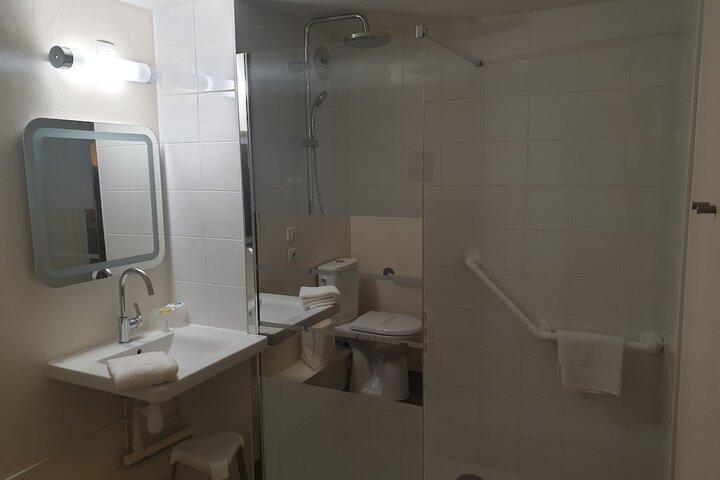 Room 15 of 51