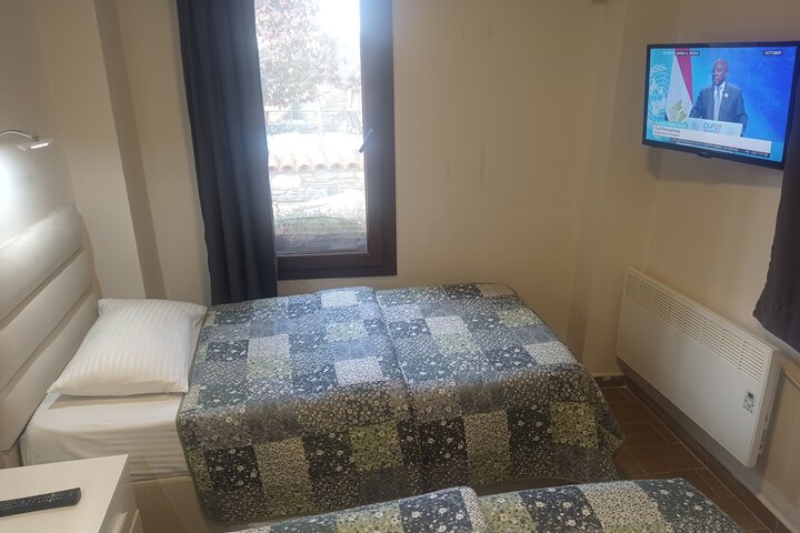 Room 9 of 125