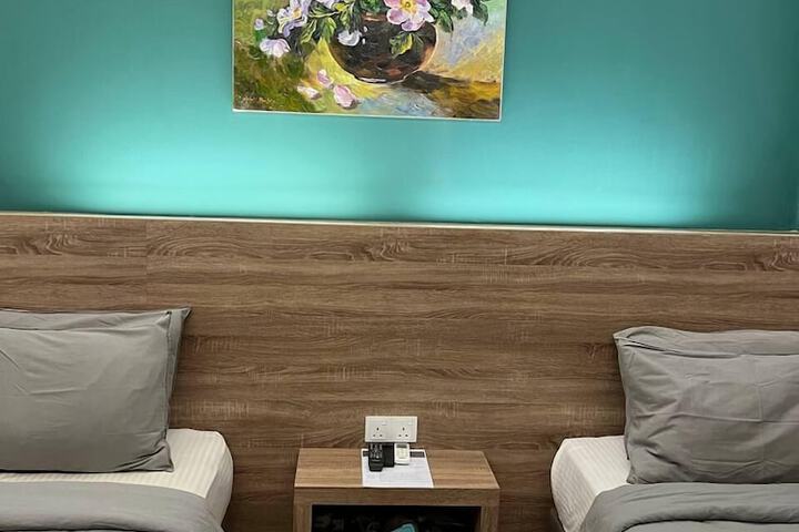 Room 64 of 120