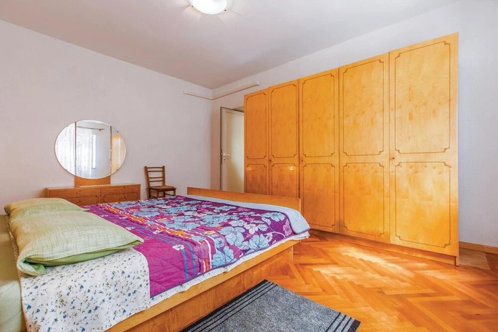 Amazing Home in Krnica With Wifi and 2 Bedrooms