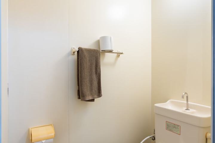 Room 18 of 22