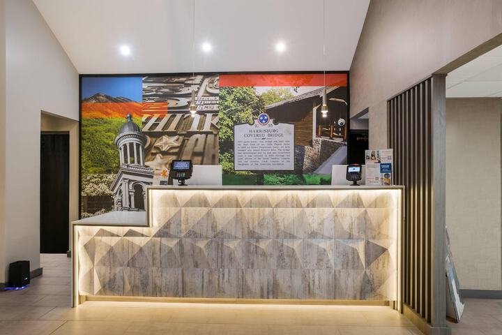 Guest Lobby