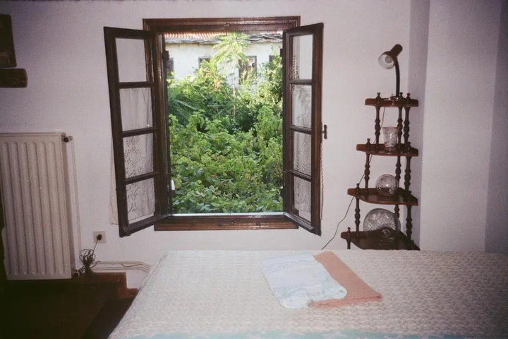 Room 5 of 20