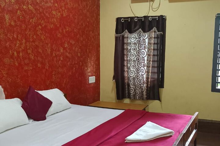 Room 9 of 24