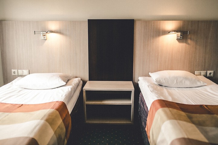 Room 18 of 85