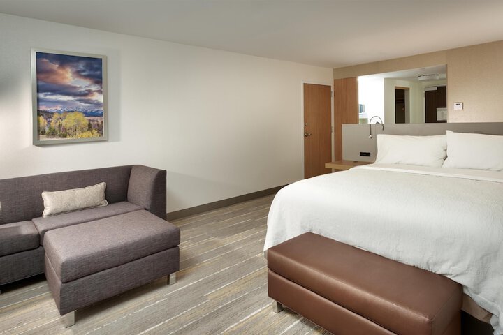 Room 14 of 50