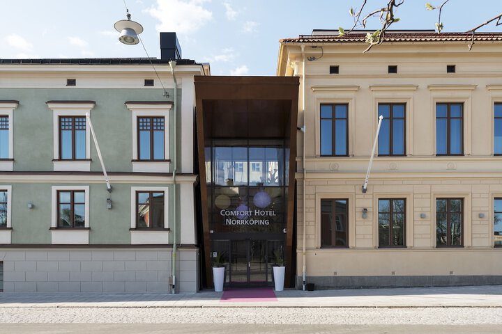 Hotel 70 of 72