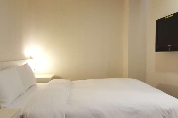 Room 22 of 67