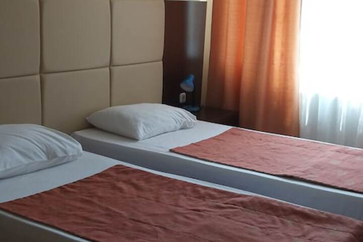 Room 4 of 66