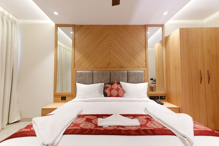 Room 2 of 29
