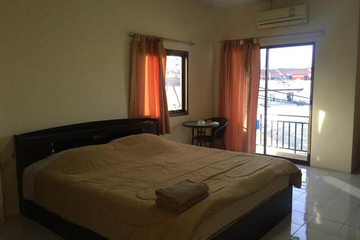 Room 22 of 36