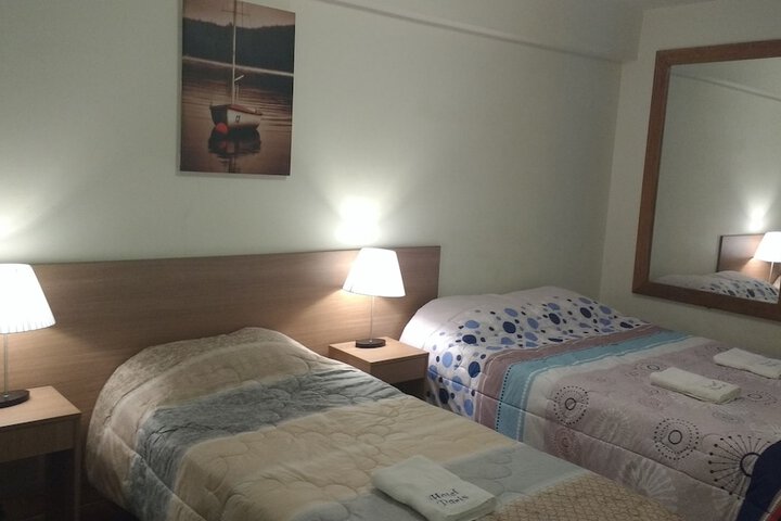 Room 9 of 42