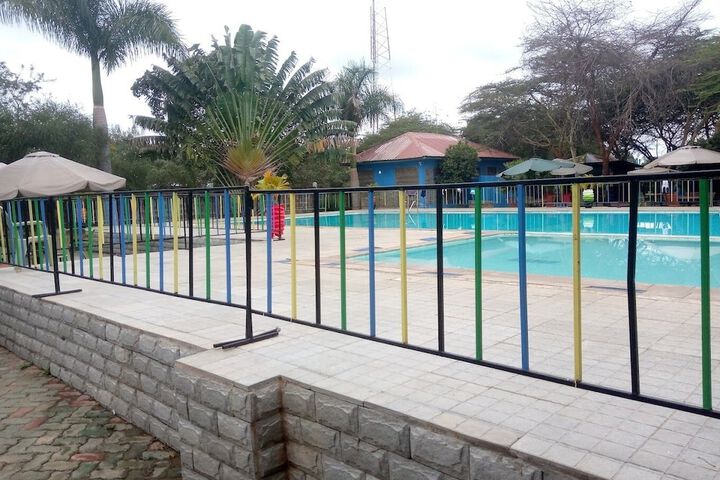 Pool 9 of 44